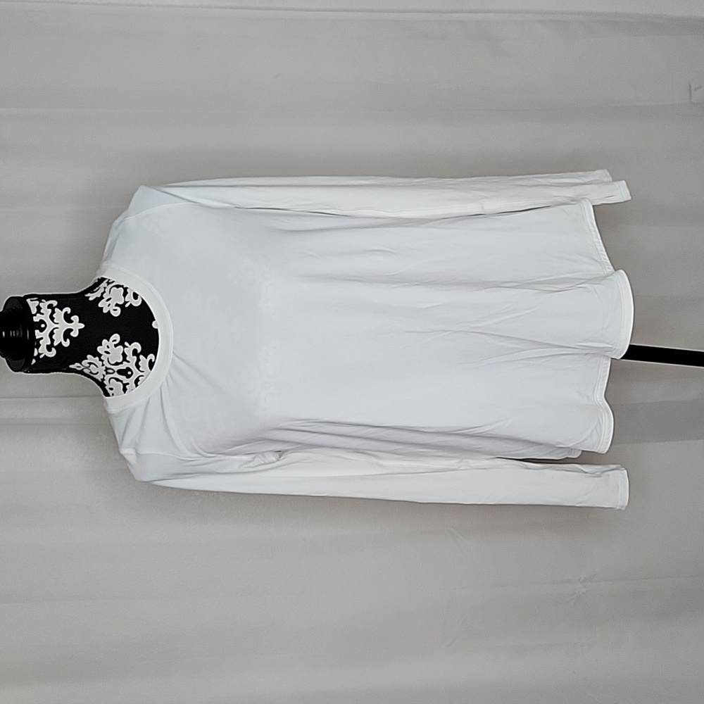 Lululemon athletica long sleeve top 12?